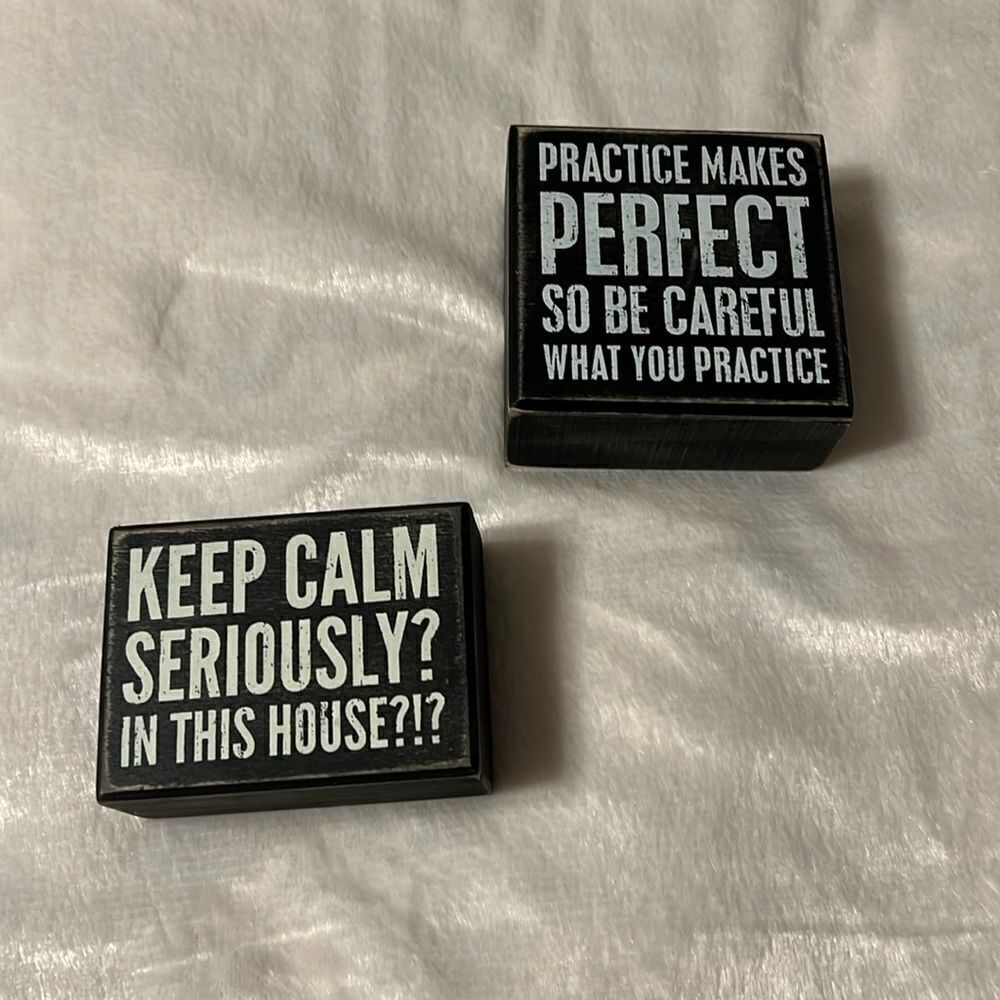 2 Wooden Signs